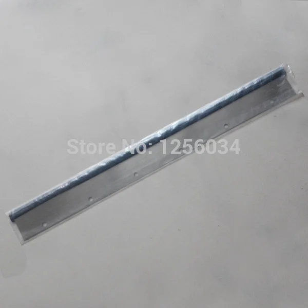 2 pieces wash up blade for gto machine 69.010.180F GTO46 offset machine printing parts size: 560*60*0.5mm
2 pieces wash up blade for gto machine 69.010.180F GTO46 offset machine printing parts size: 560*60*0.5mm