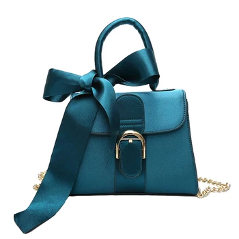 2019 Luxury Messenger Bags Women Bowknot Chains Flap Bag Ladies Fashion Solid Color Shoulder Bags Female Designer Black Handbags
2019 Luxury Messenger Bags Women Bowknot Chains Flap Bag Ladies Fashion Solid Color Shoulder Bags Female Designer Black Handbags