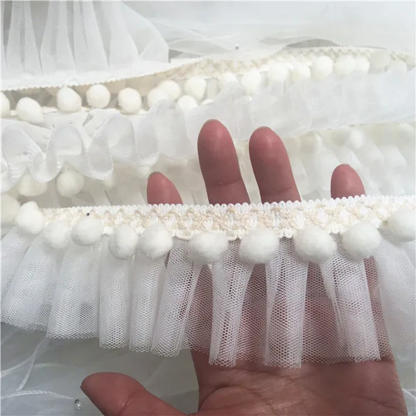 5 Meters Sky Blue/Rose red/White/Pink Ball Mini Trim pom pom Lace+Mesh ruffle lace Handmade Pompom Ball Lace Ribbon Z1185
5 Meters Sky Blue/Rose red/White/Pink Ball Mini Trim pom pom Lace+Mesh ruffle lace Handmade Pompom Ball Lace Ribbon Z1185