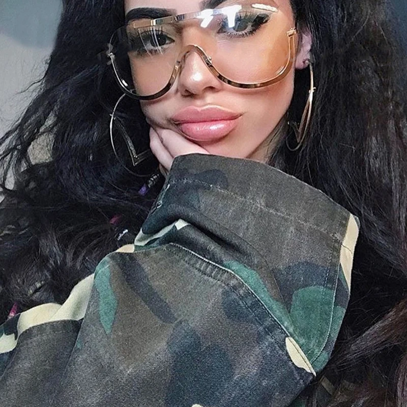 RunBird Retro Inspired Women Sunglasses Oversize Shield Metal Half Frame Eyeglasses Frame Cool Sun Glasses Women Gold 5143 R
RunBird Retro Inspired Women Sunglasses Oversize Shield Metal Half Frame Eyeglasses Frame Cool Sun Glasses Women Gold 5143 R