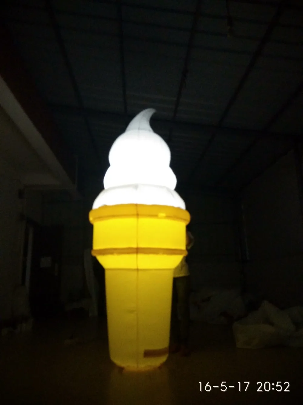 Amazing Inflatable Ice cream model with light for advertisement with free air blower
Amazing Inflatable Ice cream model with light for advertisement with free air blower