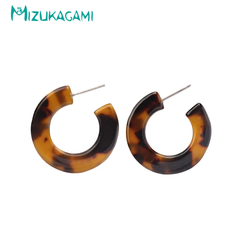 2018 Real New Classic Earings Brinco Simple C Shape Color Mixing Fashion Resin Stud Earrings Material For Women Elegant Design
2018 Real New Classic Earings Brinco Simple C Shape Color Mixing Fashion Resin Stud Earrings Material For Women Elegant Design