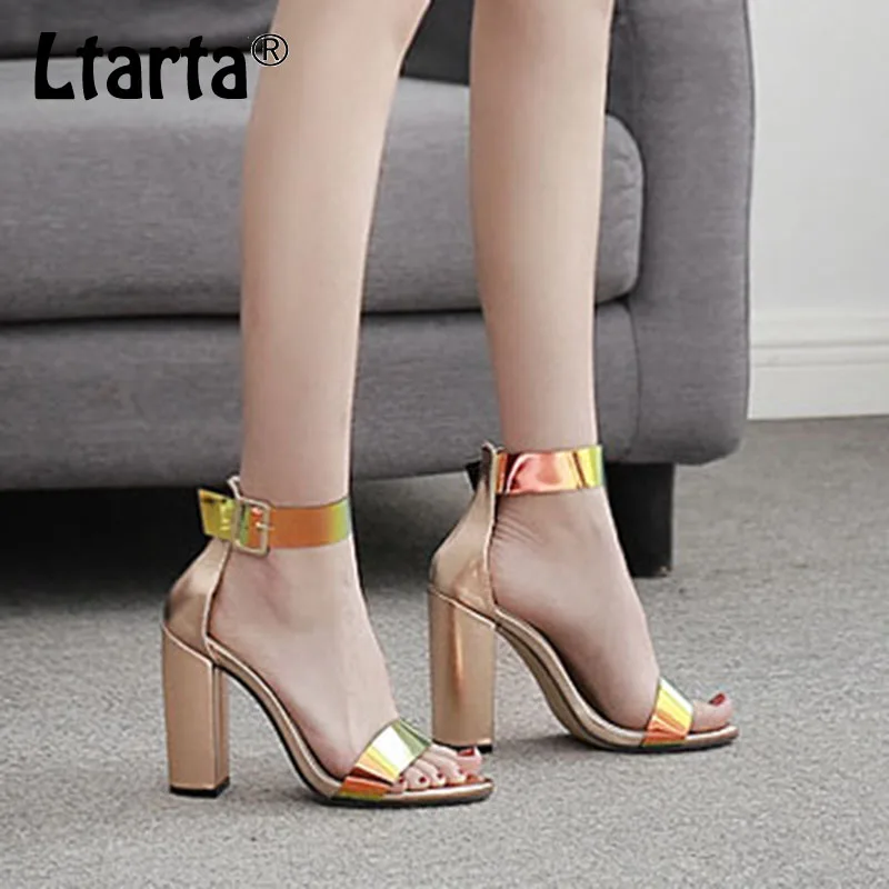 LTARTA 2019 Sexy Square Heels Shoes woman Super High Heel Large Size Thick Sandals Buckle Roman women's Shoes ZL-FD895-33
LTARTA 2019 Sexy Square Heels Shoes woman Super High Heel Large Size Thick Sandals Buckle Roman women's Shoes ZL-FD895-33
