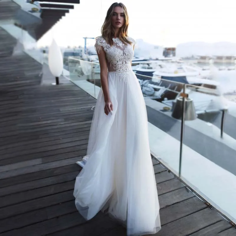 2019 Illusion V-Neck Boho Unique Lace Bohemian Casual Chiffon Wedding Dresses Beading Sexy Open Back Beach Bridal Gowns AX153
2019 Illusion V-Neck Boho Unique Lace Bohemian Casual Chiffon Wedding Dresses Beading Sexy Open Back Beach Bridal Gowns AX153