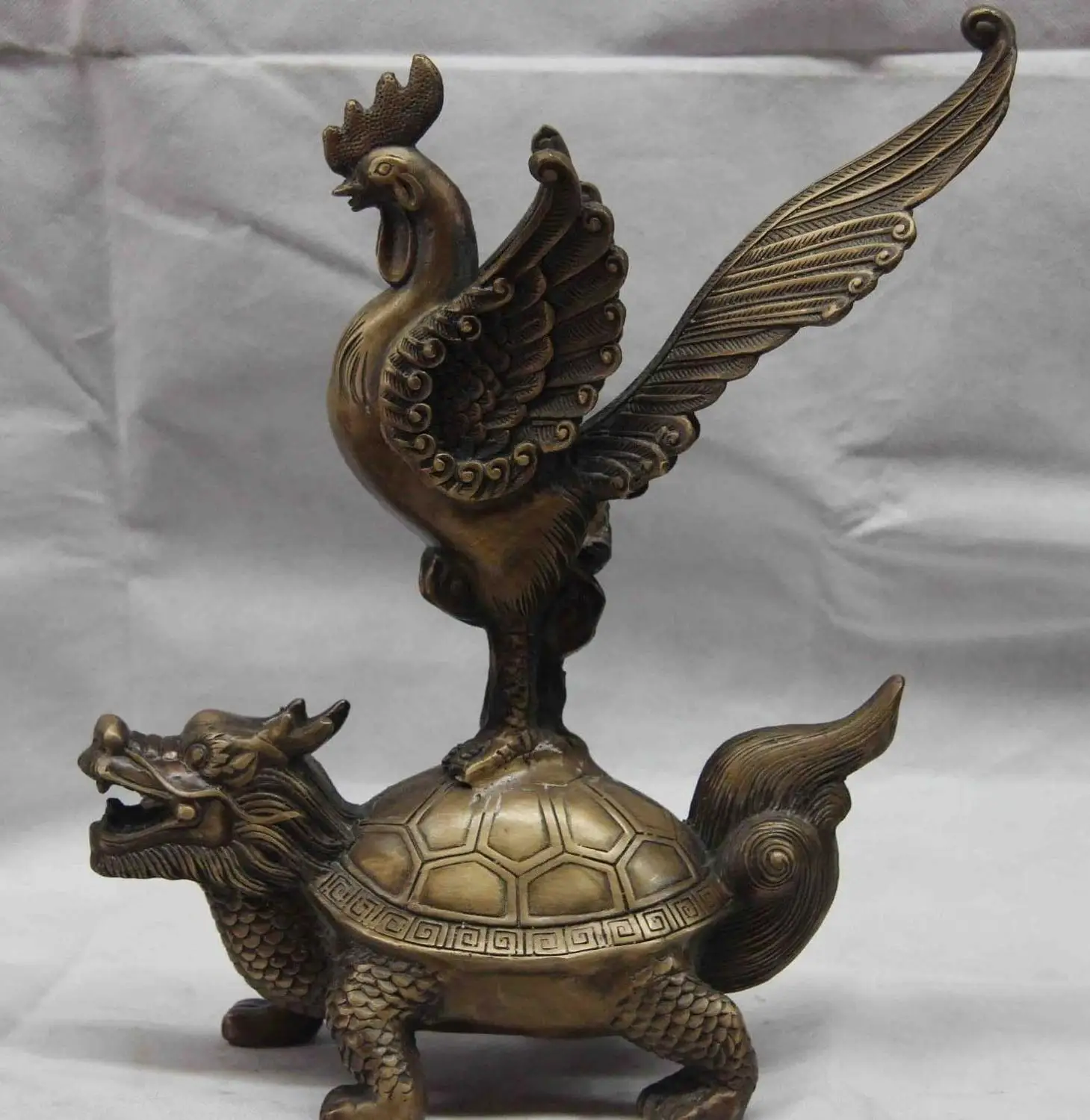 China Bronze Copper Fengshui Dragon turtle Tortoise Suzaku Rosefinch Bird Statue
China Bronze Copper Fengshui Dragon turtle Tortoise Suzaku Rosefinch Bird Statue