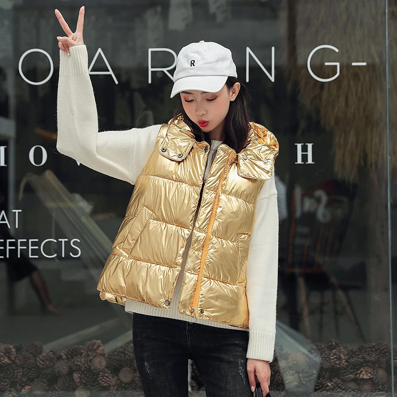 2019 new autumn and winter vest women's fashion short slim warm vest jacket winter parka coat women Hooded female outerwear red
2019 new autumn and winter vest women's fashion short slim warm vest jacket winter parka coat women Hooded female outerwear red