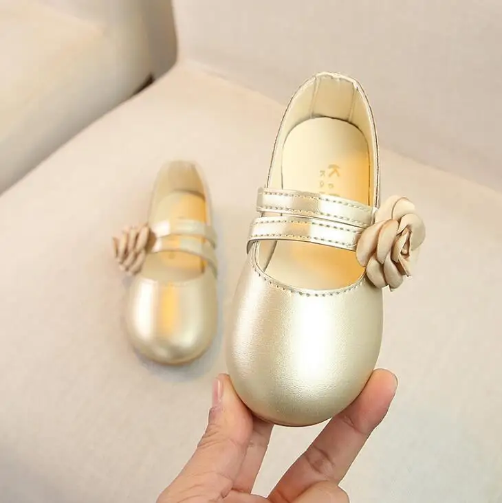 Spring Summer Girls Shoes With Floral Sweet Princess Kids Sandals Soft Cute Flowers Fashion Children's Shoes For 3-11 Y
Spring Summer Girls Shoes With Floral Sweet Princess Kids Sandals Soft Cute Flowers Fashion Children's Shoes For 3-11 Y