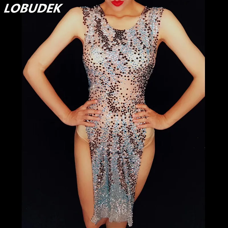 Colorful Rhinestones Perspective Mesh Dress Women Sexy Stretch One Piece Outfit Nightclub DJ Singer Dance Wear Bar Party Costume
Colorful Rhinestones Perspective Mesh Dress Women Sexy Stretch One Piece Outfit Nightclub DJ Singer Dance Wear Bar Party Costume
