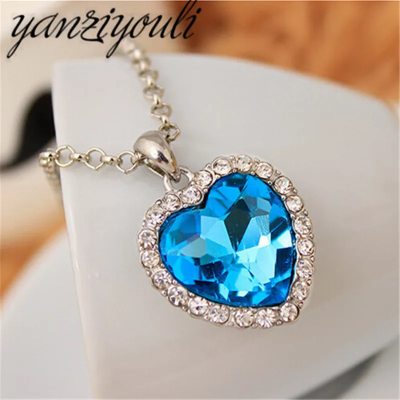 Classic Fashion Titanic Heart Of Ocean Necklace Blue Crystal Heart Pendant Necklace chain haraju bijoux femme
Classic Fashion Titanic Heart Of Ocean Necklace Blue Crystal Heart Pendant Necklace chain haraju bijoux femme