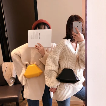Bag for women New personality female bag Korean fashion girl chain bag ins slung shoulder bag original attractive young adult
Bag for women New personality female bag Korean fashion girl chain bag ins slung shoulder bag original attractive young adult