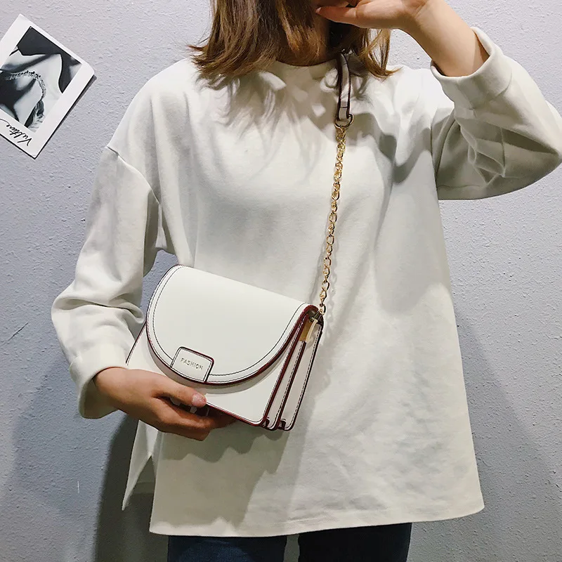 Fashion Summer New Women's Bag High Quality PU Chain Small Square Bag All Match Simple Shoulder Crossbody Bag
Fashion Summer New Women's Bag High Quality PU Chain Small Square Bag All Match Simple Shoulder Crossbody Bag