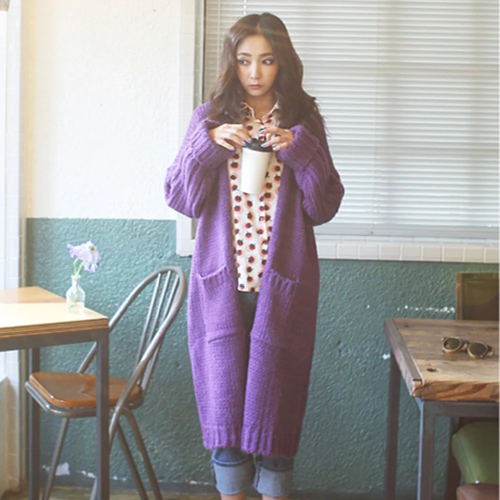2017 Winter Sweater Knit Cardigan Loose Needle The Long Thick Coat Female purple and coffee two colors with knit scarf
2017 Winter Sweater Knit Cardigan Loose Needle The Long Thick Coat Female purple and coffee two colors with knit scarf