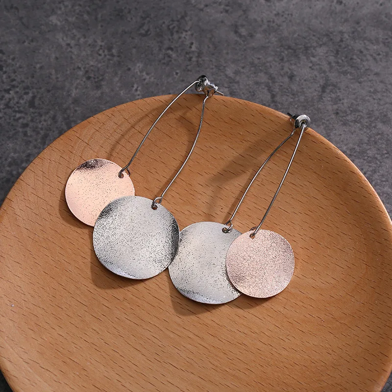 Round Circle Metal Charm Female Fashion Earrings 2019 Jewelry Tassel earrings for Women Wedding Party Date Decor Drop Earrings
Round Circle Metal Charm Female Fashion Earrings 2019 Jewelry Tassel earrings for Women Wedding Party Date Decor Drop Earrings