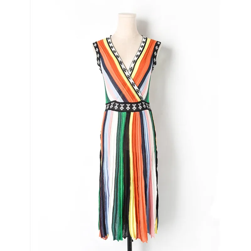 Luxury Designer Brand Dress for Women V Neck Sleeveless Rainbow Vertical Knitted Pleated Long Dress
Luxury Designer Brand Dress for Women V Neck Sleeveless Rainbow Vertical Knitted Pleated Long Dress