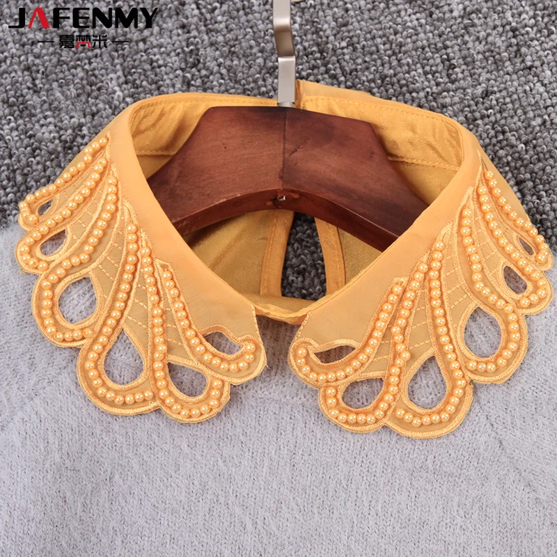Fake False Collar Women Colorful Pearl Embroidery Solid Detachable Collar Lapel Blouse Female Tie Lapel Ladies Decor Fake
Fake False Collar Women Colorful Pearl Embroidery Solid Detachable Collar Lapel Blouse Female Tie Lapel Ladies Decor Fake