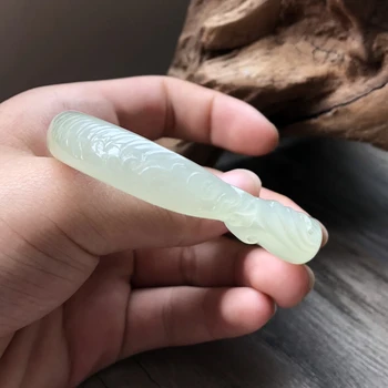 h27#Hetian Yuqing white jade bracelet Qinghai material fish bracelet thin jade bracelet
h27#Hetian Yuqing white jade bracelet Qinghai material fish bracelet thin jade bracelet
