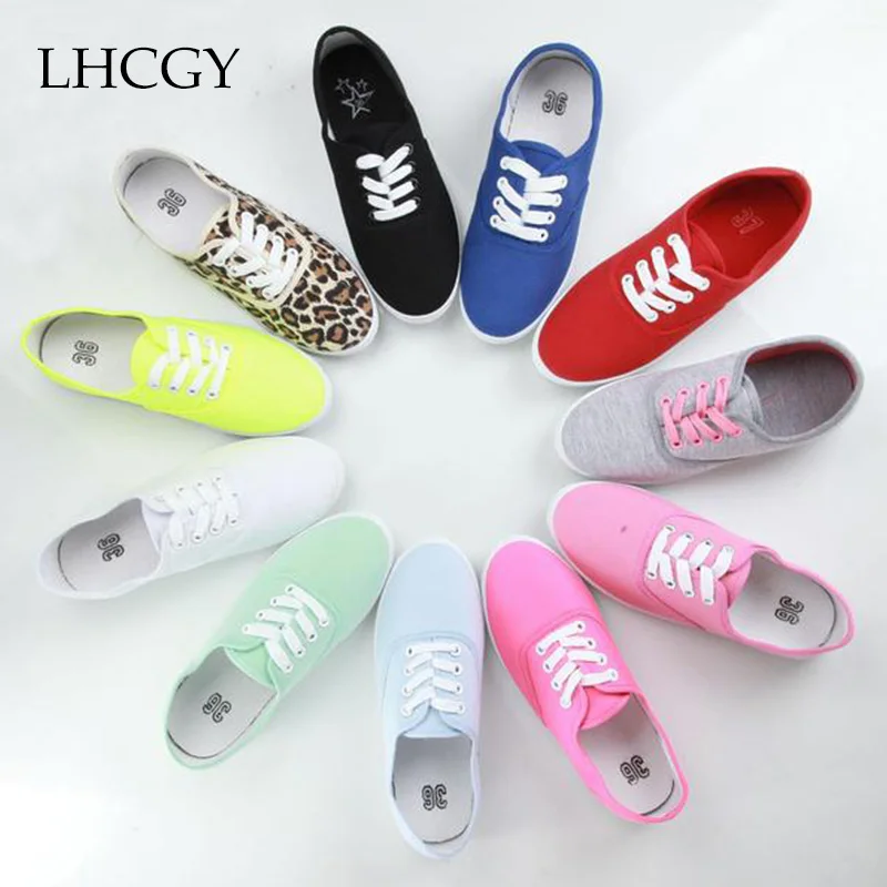 Plus Size 35-42 Women Sneakers Casual Shoes Candy Color Canvas Shoes Woman Flats Lace UP Breathable Espadrilles White Black
Plus Size 35-42 Women Sneakers Casual Shoes Candy Color Canvas Shoes Woman Flats Lace UP Breathable Espadrilles White Black
