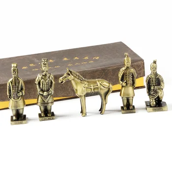 Sale of Office Furnishings of Terracotta Warriors and Horses with Chinese Characteristics Home Decoration Accessories Metalware
Sale of Office Furnishings of Terracotta Warriors and Horses with Chinese Characteristics Home Decoration Accessories Metalware