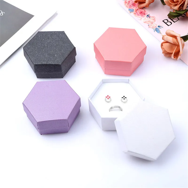 20pcs Black Pink Hexagon Display Packaging 7.5x7.5x4cm Paper Earring Box Trinket Display Case Holder Organizer
20pcs Black Pink Hexagon Display Packaging 7.5x7.5x4cm Paper Earring Box Trinket Display Case Holder Organizer