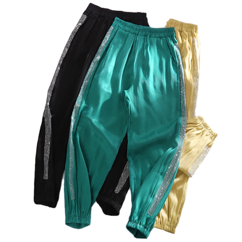 Summer Satin Sweatpants Female Diamond Pants For Women Plus Size Glossy Sport Ribbon Trousers Loose Women's Sports Pants
Summer Satin Sweatpants Female Diamond Pants For Women Plus Size Glossy Sport Ribbon Trousers Loose Women's Sports Pants