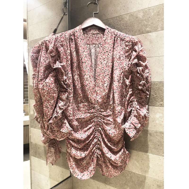 2019 summer wrinkled silk print V-neck ruffled silk shirt blouse Women's Comfort material High quality top
2019 summer wrinkled silk print V-neck ruffled silk shirt blouse Women's Comfort material High quality top