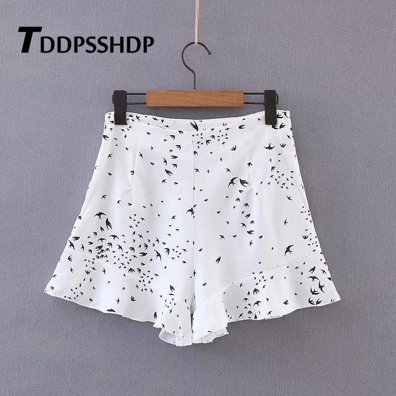 New 2019 Sweet Women Shorts Summer Bird Printing Ruffles Short Mini Fashion Shorts
New 2019 Sweet Women Shorts Summer Bird Printing Ruffles Short Mini Fashion Shorts