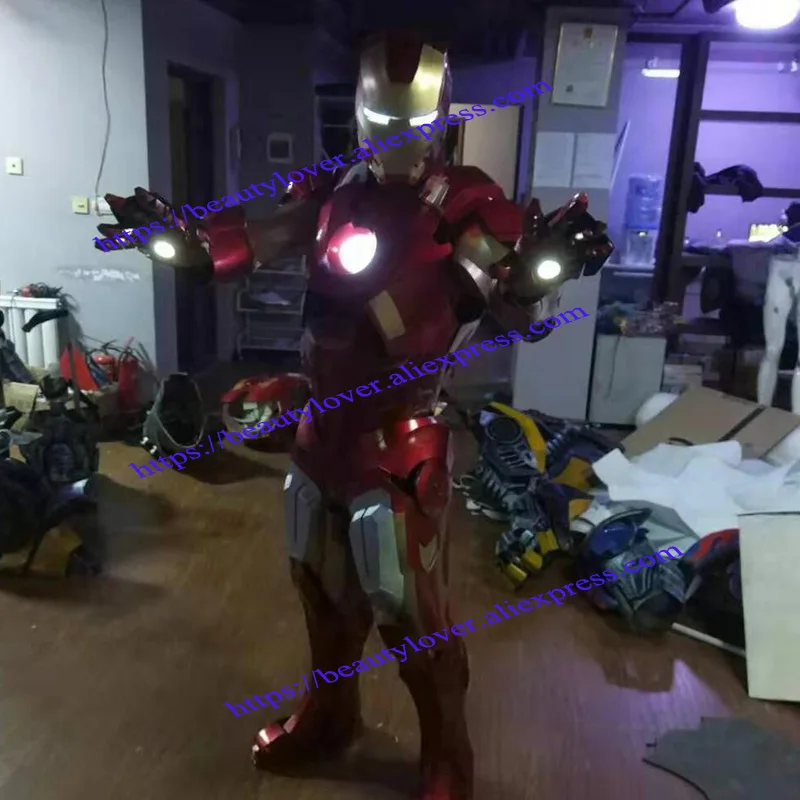 MK7 Iron Man Iron Man Costume 1:1 Wearable Avengers 2 EVA Helmet Cosplay Costumes
MK7 Iron Man Iron Man Costume 1:1 Wearable Avengers 2 EVA Helmet Cosplay Costumes