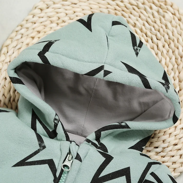 2572786989_1237798930