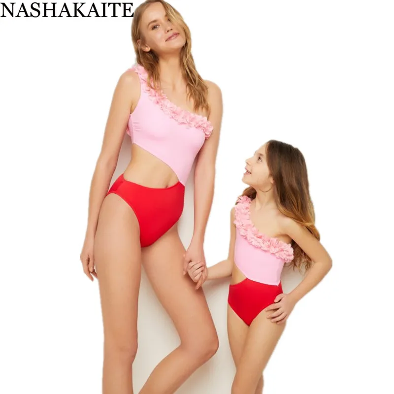 NASHAKAITE Mommy and me Swimsuit Sexy Waist Cut Out One Shoulder Petal Swimwear 2019 Pink Patchwork Mother and Daughter Swimwear
NASHAKAITE Mommy and me Swimsuit Sexy Waist Cut Out One Shoulder Petal Swimwear 2019 Pink Patchwork Mother and Daughter Swimwear