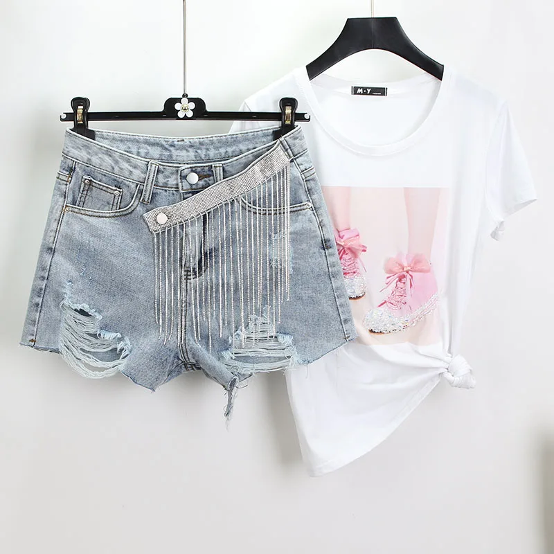 2019 Summer Fashion Shiny Diamond Fringed Chain High Waist Jean Shorts Female Hole Denim Shorts Wide Leg Pants
2019 Summer Fashion Shiny Diamond Fringed Chain High Waist Jean Shorts Female Hole Denim Shorts Wide Leg Pants