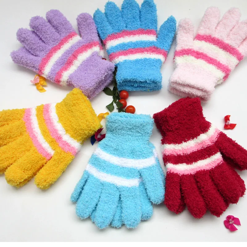 1 Pair Cartoon Cute Thicken Warm Coral Fleece Infant Baby Boys Girls Winter Warm Gloves Baby Care 2019 New Accessories
1 Pair Cartoon Cute Thicken Warm Coral Fleece Infant Baby Boys Girls Winter Warm Gloves Baby Care 2019 New Accessories