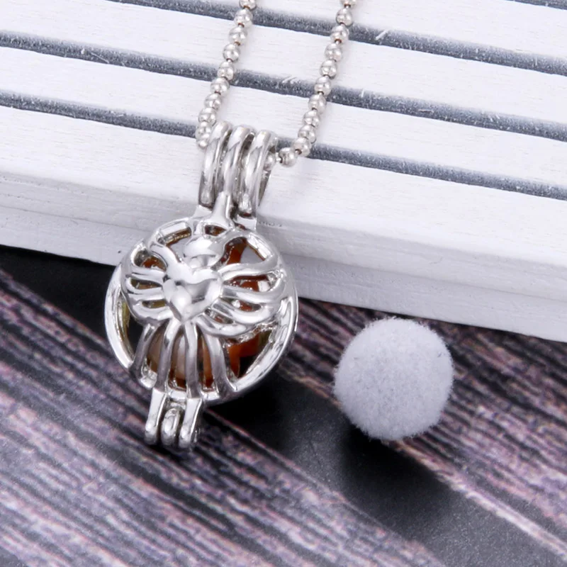 Circular pattern Pendants Pearl Cage Necklace Locket Vintage Aromatherapy Essential Oil Diffuser Chain Locket For Girl Charm
Circular pattern Pendants Pearl Cage Necklace Locket Vintage Aromatherapy Essential Oil Diffuser Chain Locket For Girl Charm