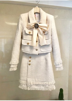 Women's Four Big Pockets Cute Bowknot Design Fashion Boutique Short Tweed Jacket Coat And Tweed Tassel Skirts Two-piece Sets
Women's Four Big Pockets Cute Bowknot Design Fashion Boutique Short Tweed Jacket Coat And Tweed Tassel Skirts Two-piece Sets