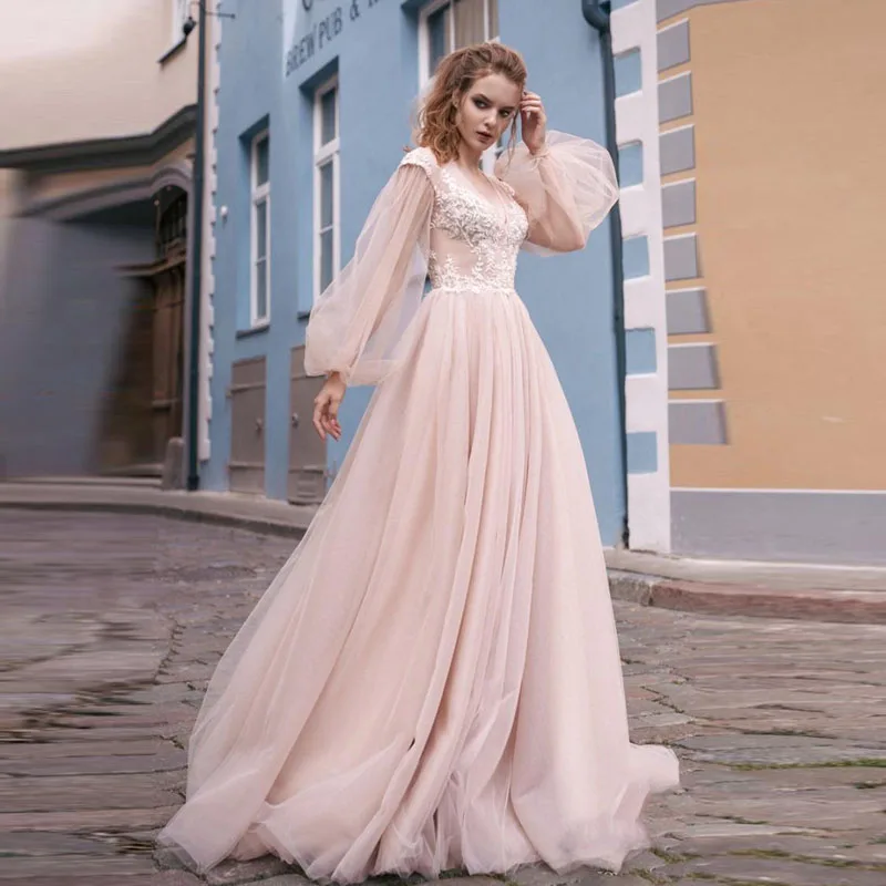 Romantic Blush Pink Wedding Gowns 2018 New Puffy Long Sleeve Hollow Back Lace Boho Bridal Gowns Sweep Train Vestido De Novia
Romantic Blush Pink Wedding Gowns 2018 New Puffy Long Sleeve Hollow Back Lace Boho Bridal Gowns Sweep Train Vestido De Novia