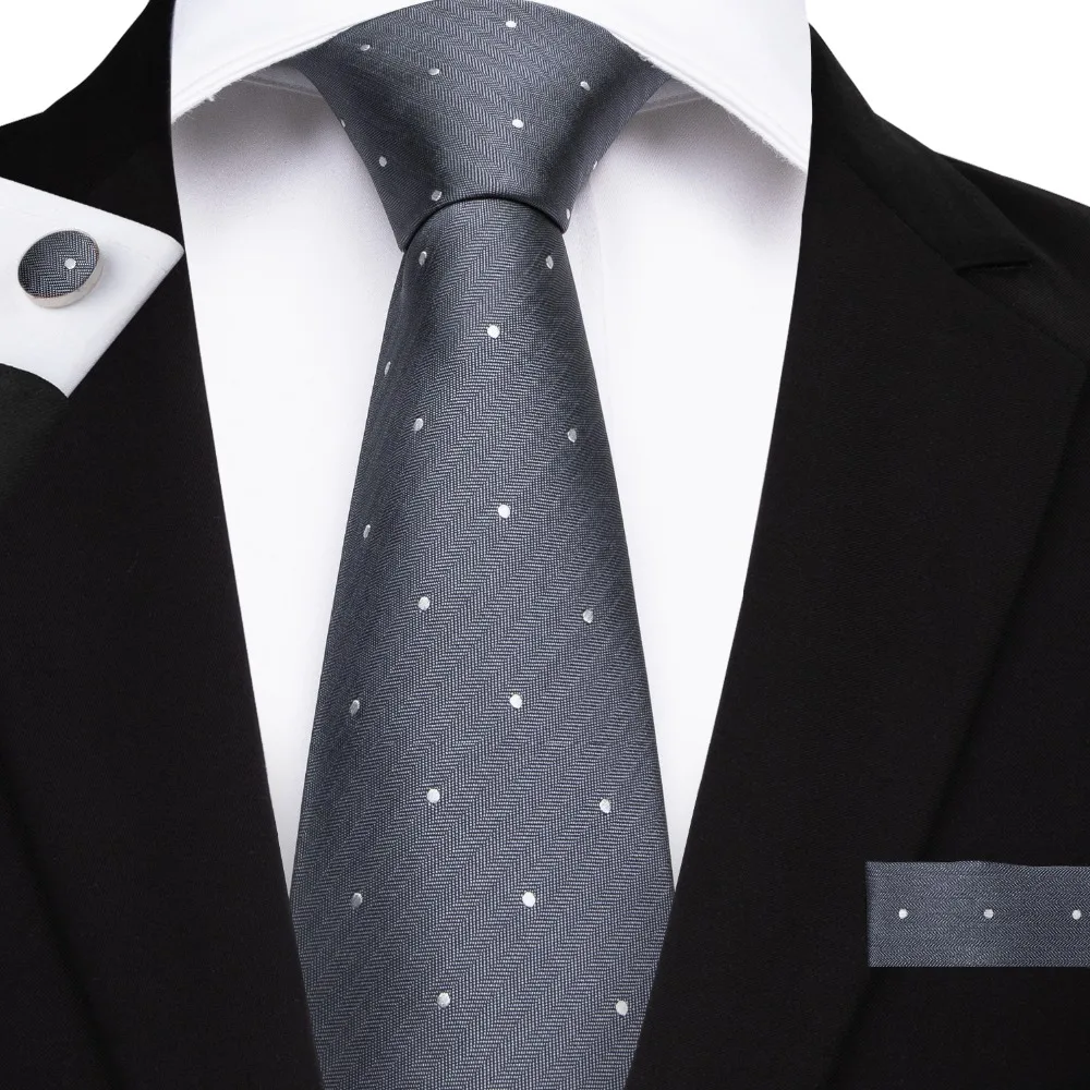 2019 DiBanGu New Gray White Dot Men's Necktie Business Wedding Party Tie Set 8cm Wide Tie For Men Hanky Cufflinks Ties MJ-7150
2019 DiBanGu New Gray White Dot Men's Necktie Business Wedding Party Tie Set 8cm Wide Tie For Men Hanky Cufflinks Ties MJ-7150