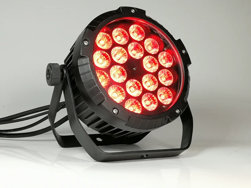 Водонепроницаемый светодиодный прожсветильник Тор 18x12 Вт Светодиодный