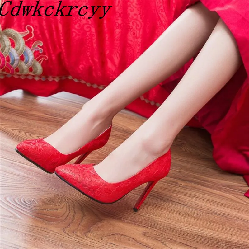Spring and Autumn New pattern Europe and America fashion Lace High-heeled Women Shoes Pink gules sexy marry Women Shoes 34-40
Spring and Autumn New pattern Europe and America fashion Lace High-heeled Women Shoes Pink gules sexy marry Women Shoes 34-40