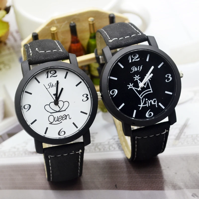 New Black And White Lovers Watch Female Soft Belt Retro Student Table Leisure Men And Women Waterproof Watch Fashion Trend
New Black And White Lovers Watch Female Soft Belt Retro Student Table Leisure Men And Women Waterproof Watch Fashion Trend