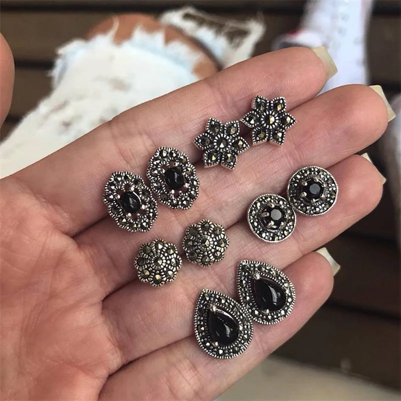 Retro Silver Carved Water Drops Round Flower Geometric Crystal Earrings Female Glamour Wedding Party Jewelry Lady Earring Set
Retro Silver Carved Water Drops Round Flower Geometric Crystal Earrings Female Glamour Wedding Party Jewelry Lady Earring Set