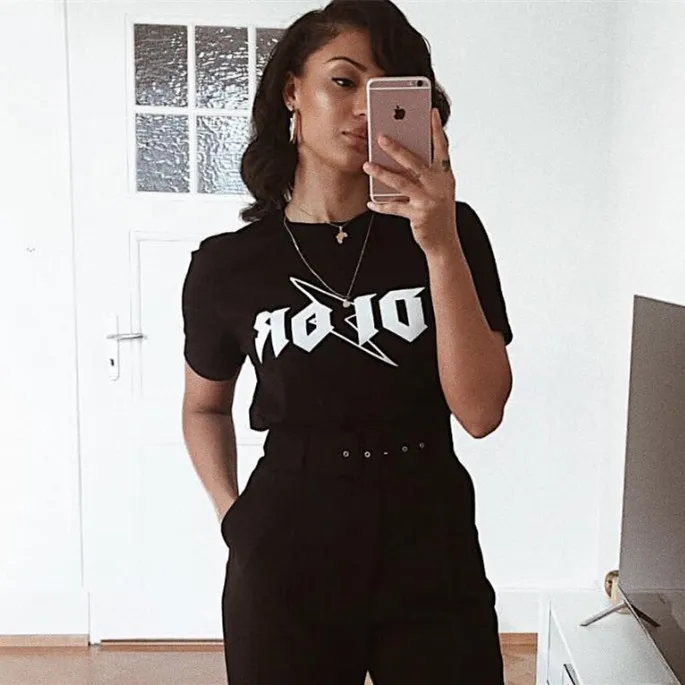 Women's Graphic Tribute Tee Shirt BUZZ D Printed Boutique Short Sleeve Cotton Shirts Female
Women's Graphic Tribute Tee Shirt BUZZ D Printed Boutique Short Sleeve Cotton Shirts Female