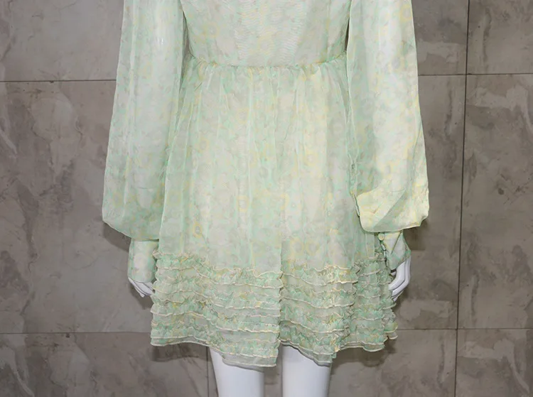 10723346596_1726540154