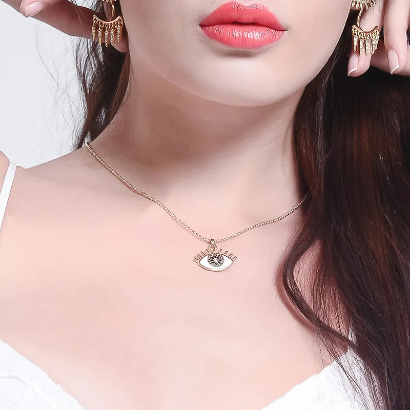 Simple Bijoux White Enamel Eye Pendant Necklace Fashion Small Alloy Beads Chain Gift Necklace for Women
Simple Bijoux White Enamel Eye Pendant Necklace Fashion Small Alloy Beads Chain Gift Necklace for Women