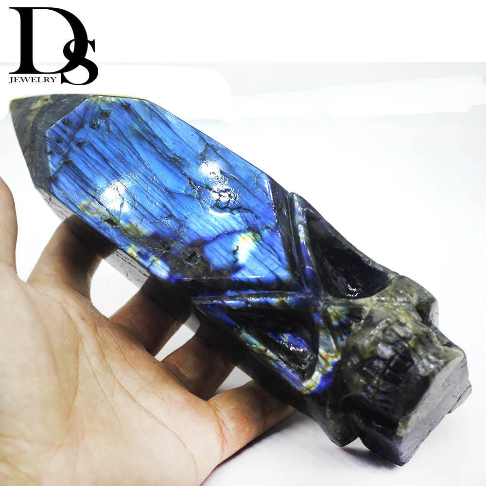 19cm Natural Labradorite Skulls Satan Devil Handmade Crystal Carved Skull Realistic Fengshui healing Energy Stone Home Ornament
19cm Natural Labradorite Skulls Satan Devil Handmade Crystal Carved Skull Realistic Fengshui healing Energy Stone Home Ornament