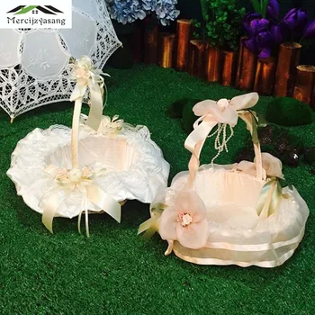 Flower Vases Bridesmaid Flower Baskets Table Rattan Vase Lace Wedding Shopping Sprinkle Basket for Home/Wedding Decoration G093
Flower Vases Bridesmaid Flower Baskets Table Rattan Vase Lace Wedding Shopping Sprinkle Basket for Home/Wedding Decoration G093