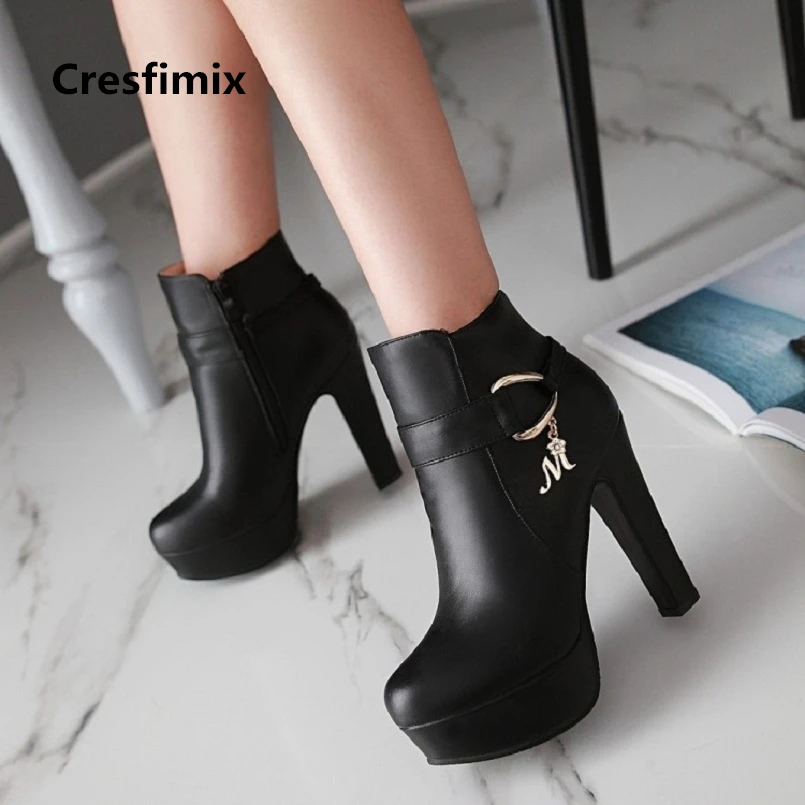 Cresfimix women fashion high quality spring & autumn boots botas femininas lady casual black side zipper boots cool boots a2324
Cresfimix women fashion high quality spring & autumn boots botas femininas lady casual black side zipper boots cool boots a2324