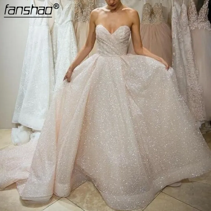 2019 Muslim Wedding Dress Strapless A-Line Sequins Lace Boho Dubai Arabic Wedding Gown Bridal Dress
2019 Muslim Wedding Dress Strapless A-Line Sequins Lace Boho Dubai Arabic Wedding Gown Bridal Dress