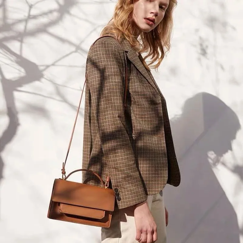 2019 New female luxury designer handbag minimalist urban professional style women shoulder bag slant Sling small bag
2019 New female luxury designer handbag minimalist urban professional style women shoulder bag slant Sling small bag
