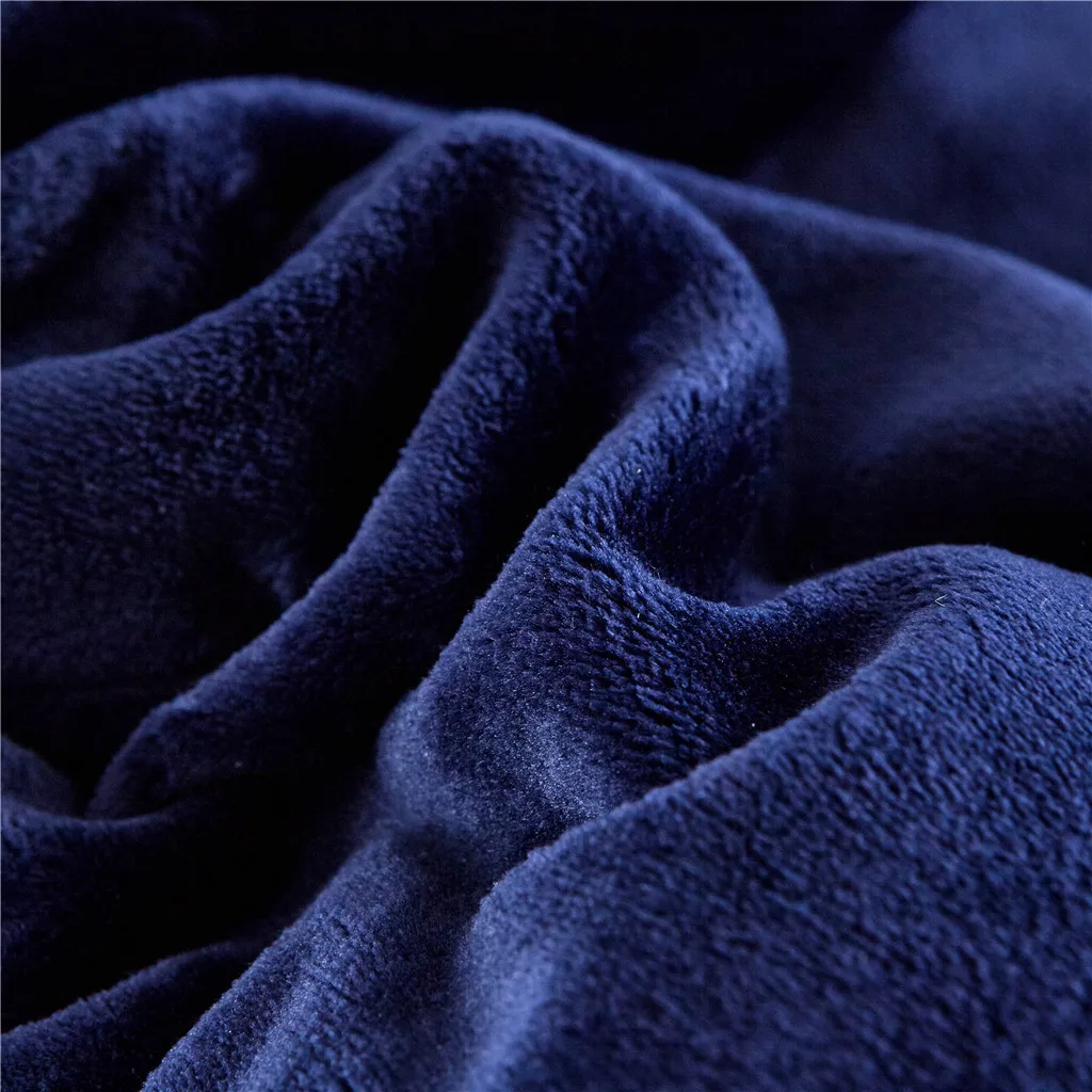 Flannel luxury blankets Lightweight and comfortable plush blankets Microfiber High quality polyester fabric comfortable new 611
Flannel luxury blankets Lightweight and comfortable plush blankets Microfiber High quality polyester fabric comfortable new 611