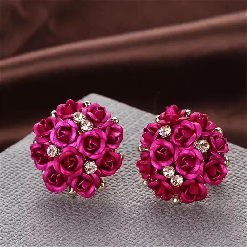 Wedding Flower Rhinestone Stud Earrings Blue Black Round Bouquet Crystal Earring for Women Blue Black Fashion Jewelry 2018
Wedding Flower Rhinestone Stud Earrings Blue Black Round Bouquet Crystal Earring for Women Blue Black Fashion Jewelry 2018
