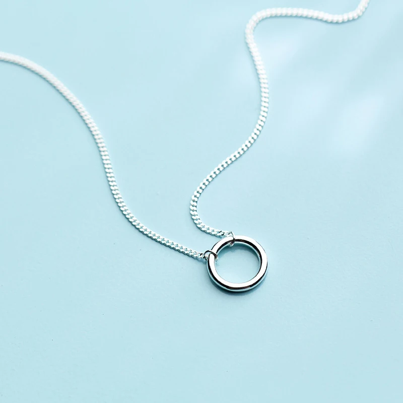 MloveAcc 925 Sterling Silver Round Circle Pendant Necklace Simple and Romantic Style Fashion Jewelry New Year Gift for Women
MloveAcc 925 Sterling Silver Round Circle Pendant Necklace Simple and Romantic Style Fashion Jewelry New Year Gift for Women